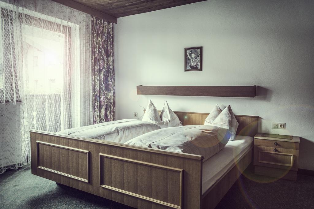 Gasthof Pension Alpenblick Radfeld 部屋 写真