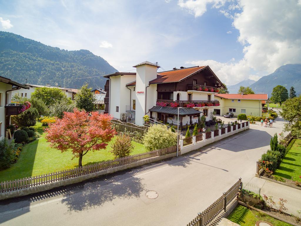 Gasthof Pension Alpenblick Radfeld エクステリア 写真