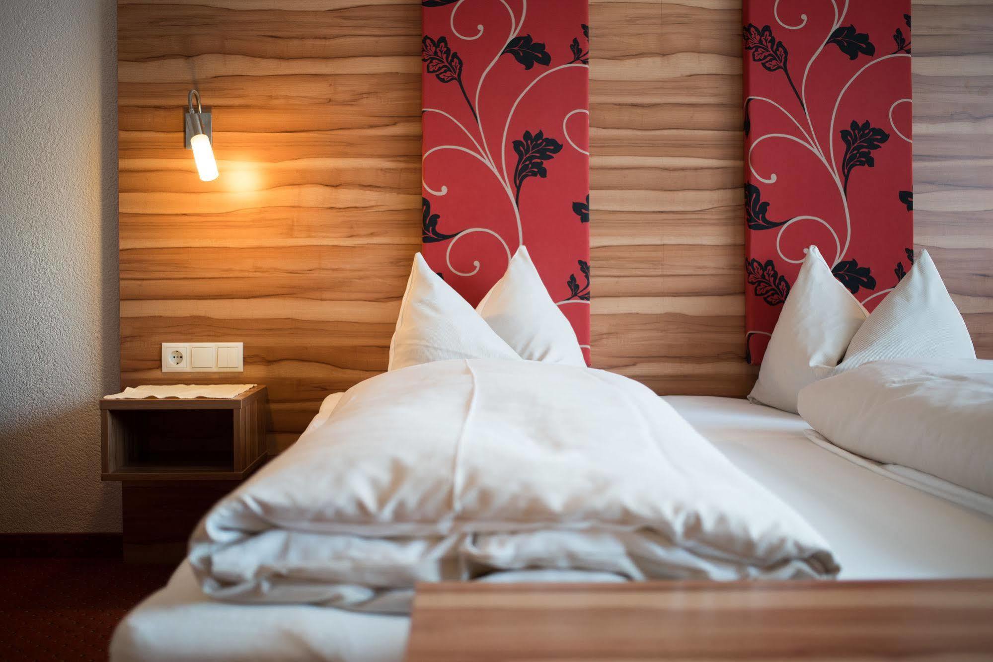 Gasthof Pension Alpenblick Radfeld エクステリア 写真